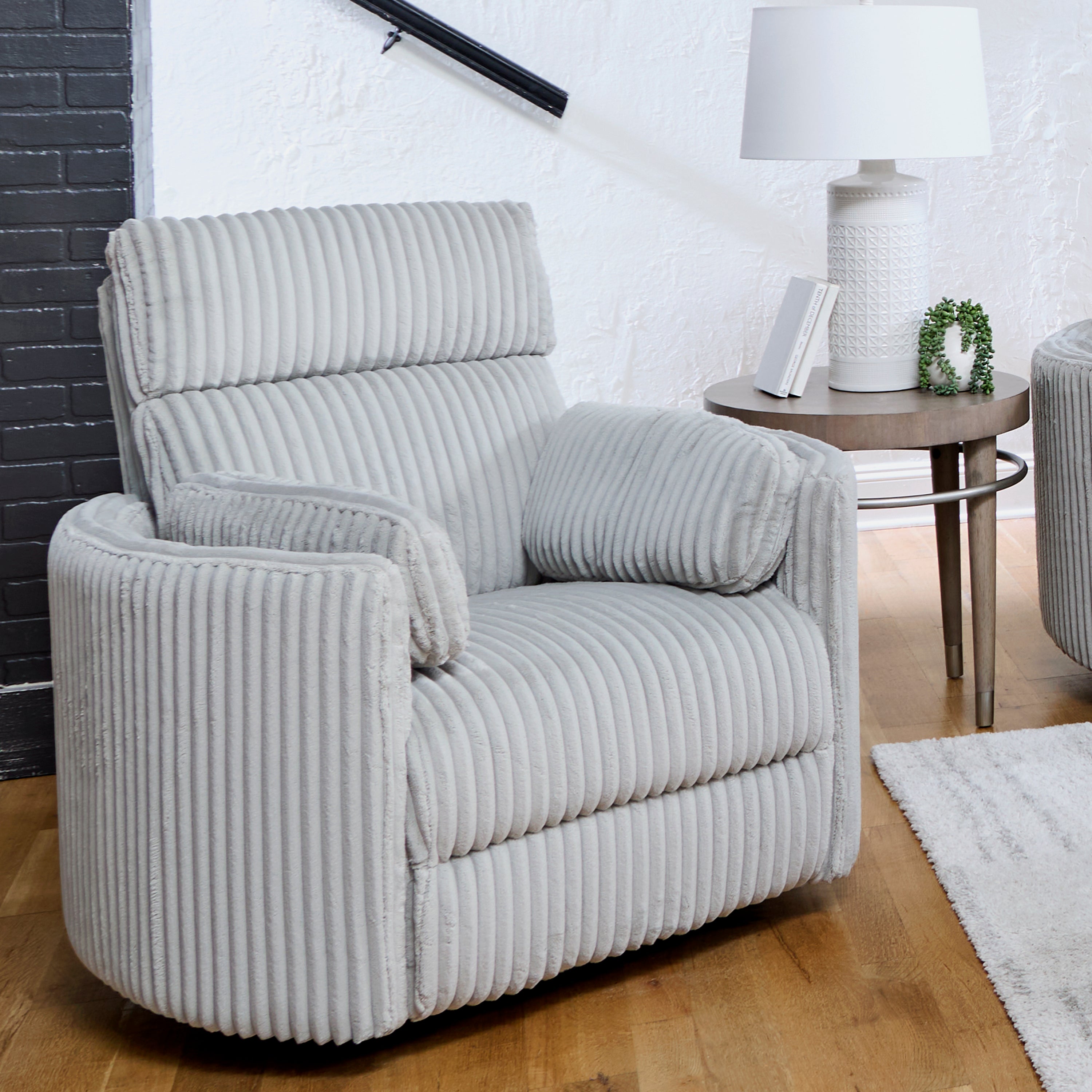 MRAD_812GSP-MGGR_room.jpg?v=
